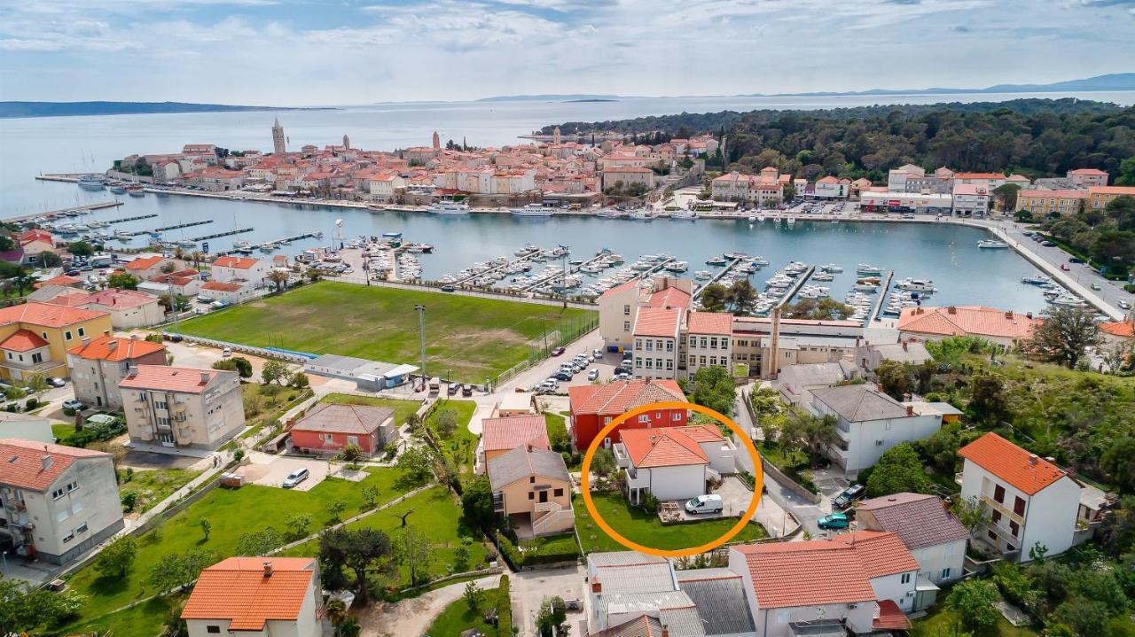 Apartments Toni Banjol المظهر الخارجي الصورة