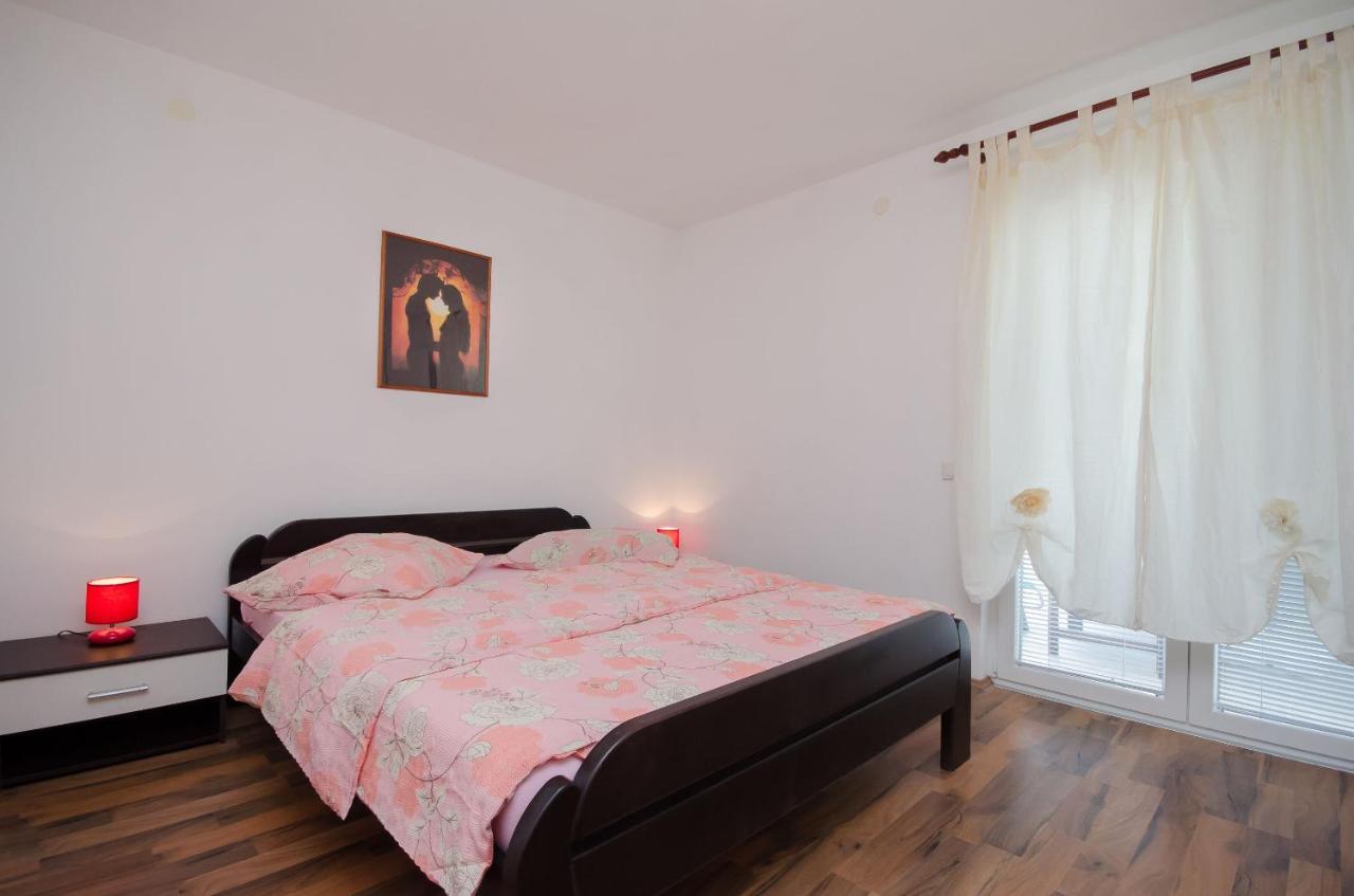 Apartments Toni Banjol المظهر الخارجي الصورة