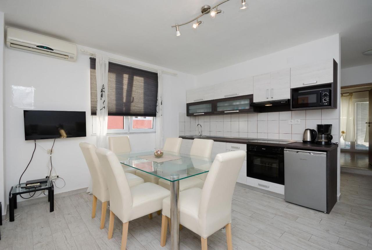 Apartments Toni Banjol المظهر الخارجي الصورة